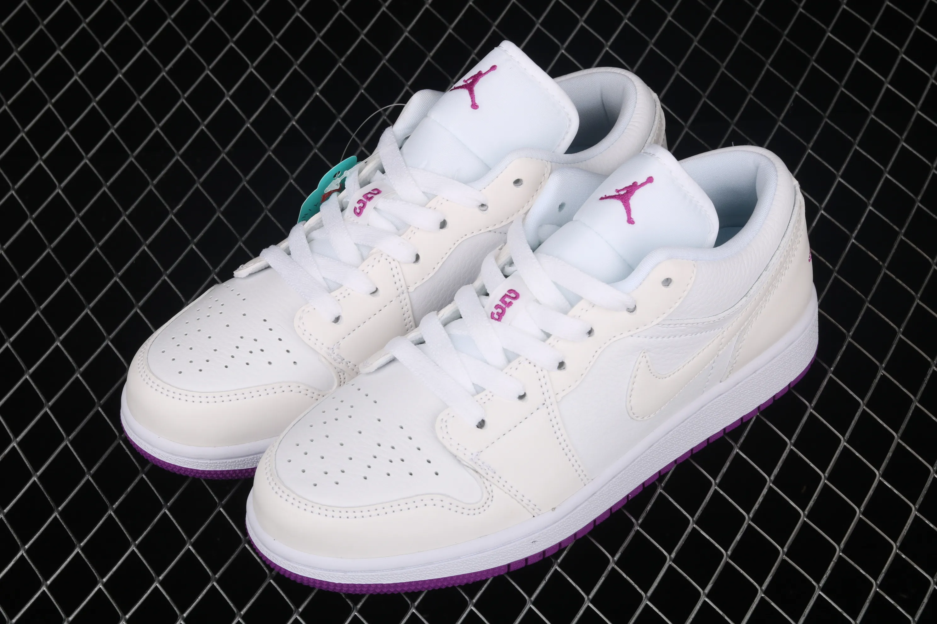 All categories Air Jordan Jordan series basketball shoes Air Jordan 1 Low Air Jordan 1 Low GG AJ1 Joe 1 colorful powder Chameleon 555112-ID